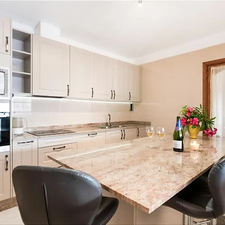 ヴィラ Casa Colleen