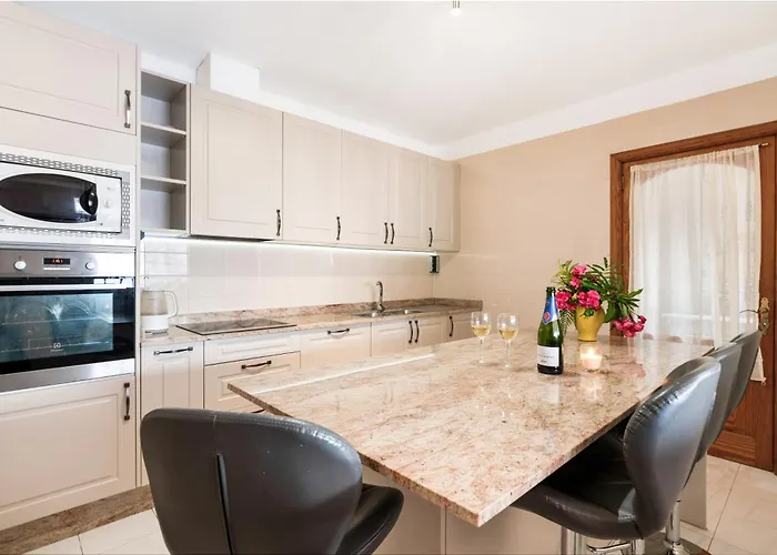 فيلة Casa Colleen